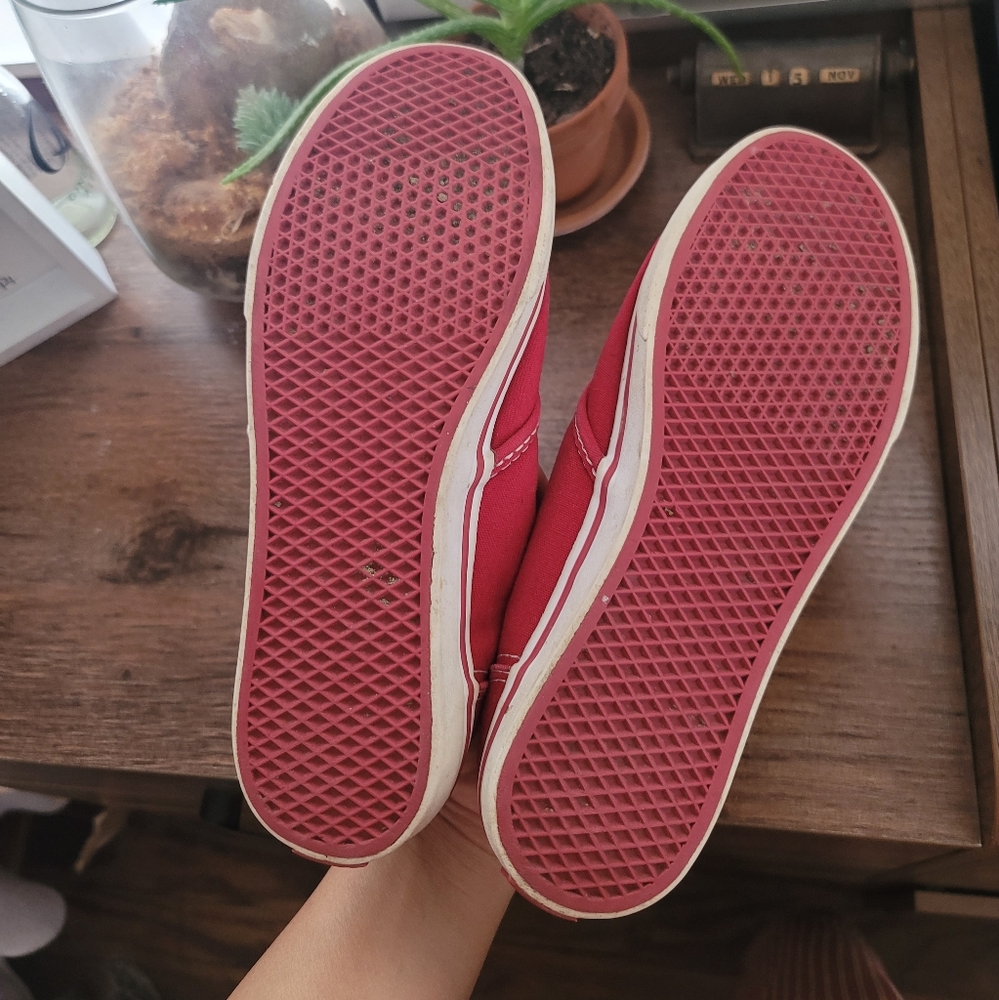 Red Vans - Picture 4 of 7